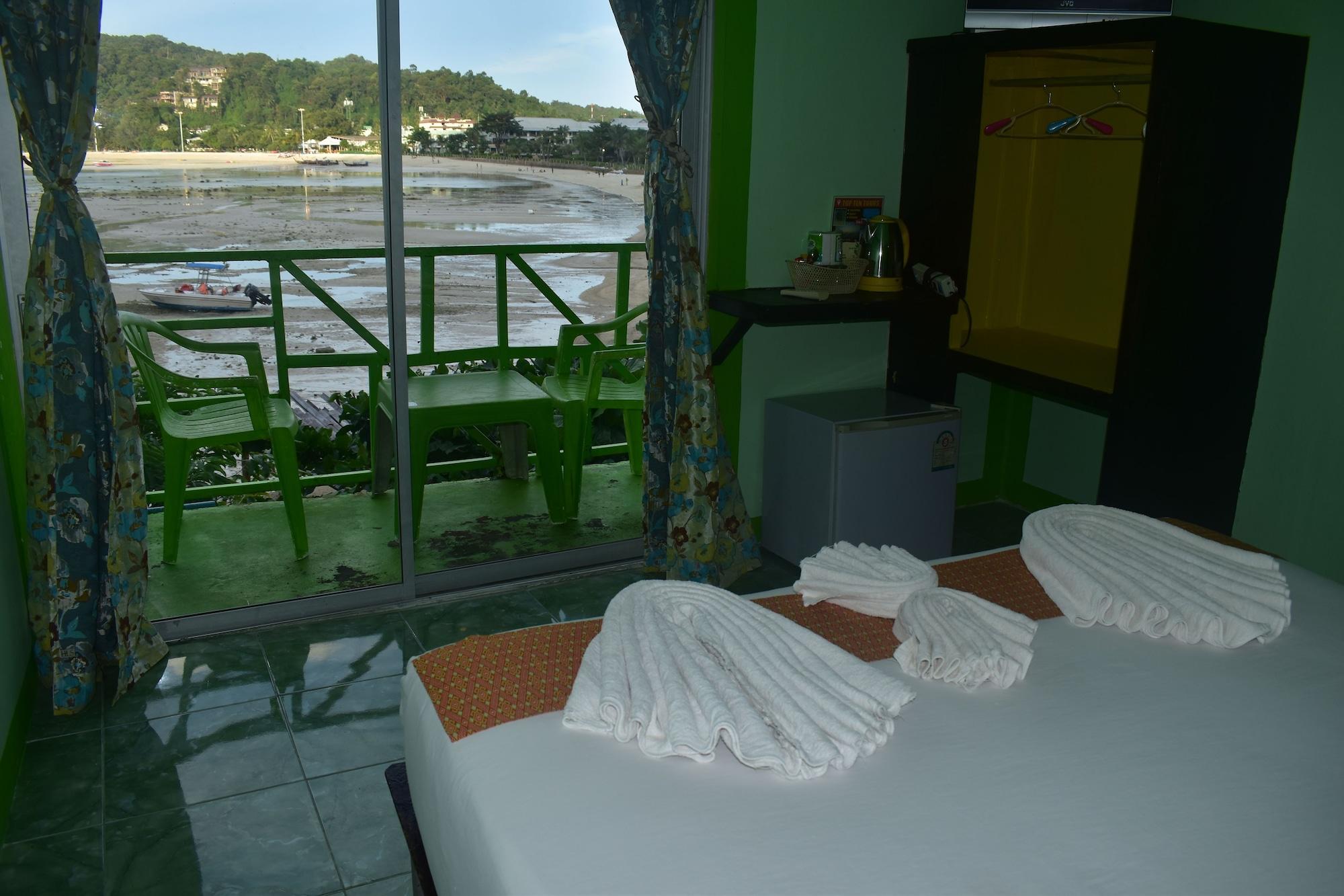 Phi Phi Beach Front Resort Eksteriør bilde