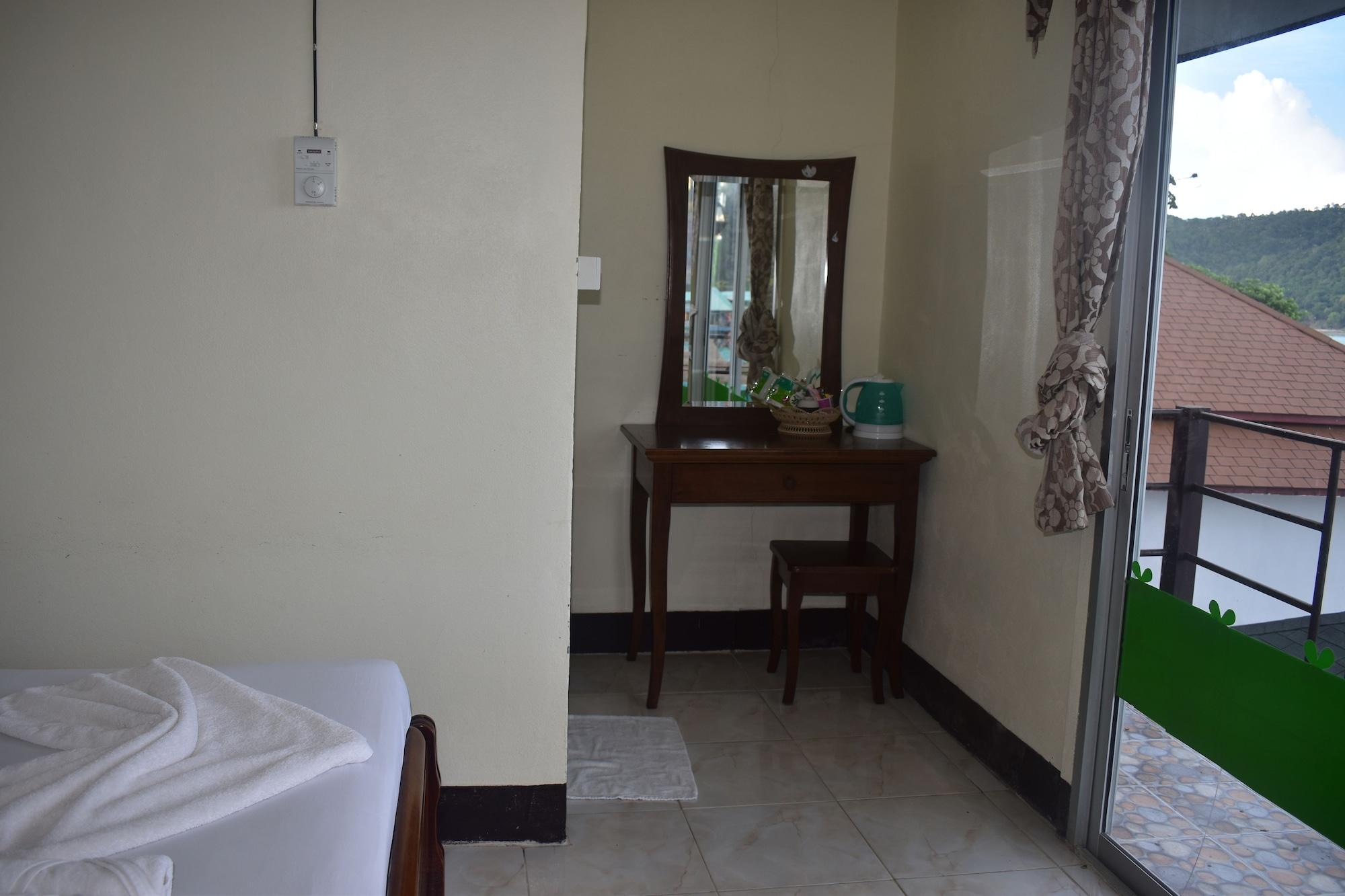 Phi Phi Beach Front Resort Eksteriør bilde