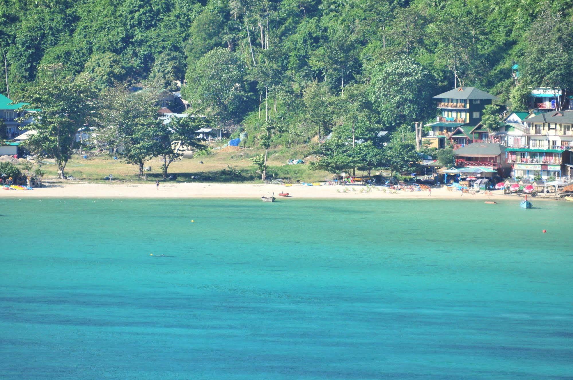 Phi Phi Beach Front Resort Eksteriør bilde